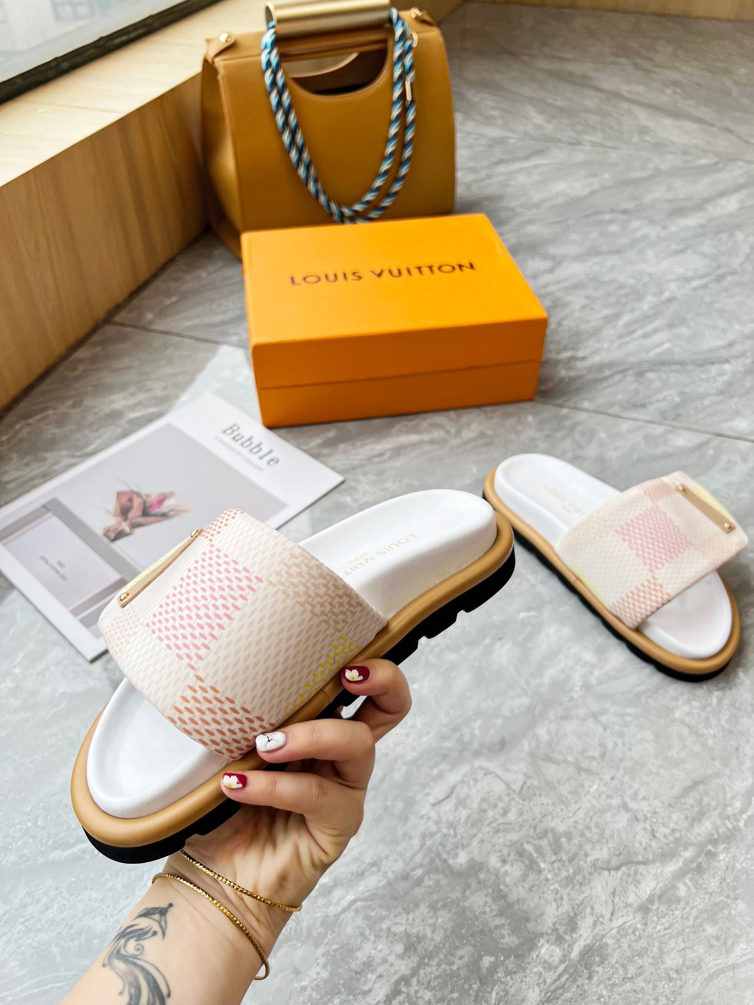 Louis Vuitton Slippers